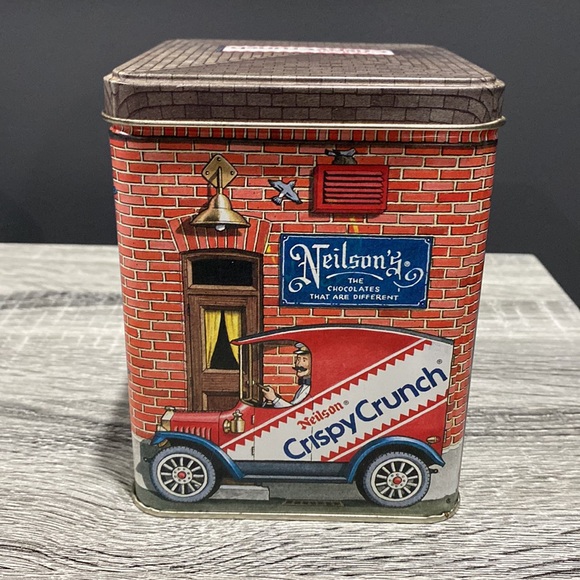 Neilson Crispy Crunch Candy Shop - Empty Collector’s Tin - Picture 4 of 13